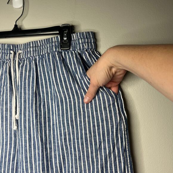 BeachLunchLounge Wide Leg Capri Blue White Striped Linen Blend Size L Drawstring - Picture 6 of 10